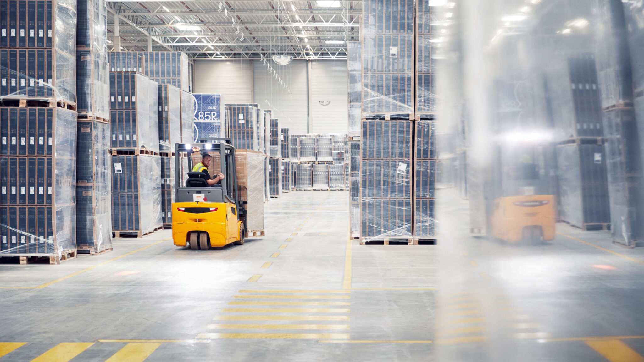 Distribution support and logistics